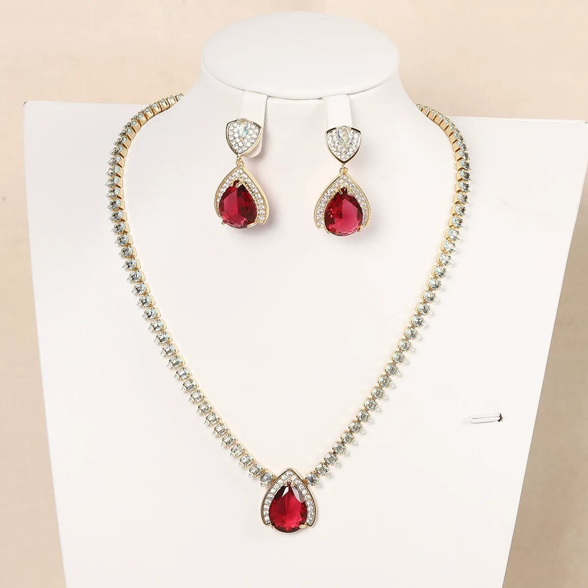 Women Fashion Uae - Red Zirconia Pendant Necklace and Earrings