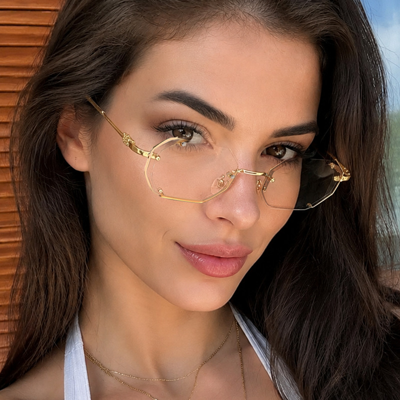 Polygonal metal sunglasses ret - đánh giá và giá Women Fashion Pose