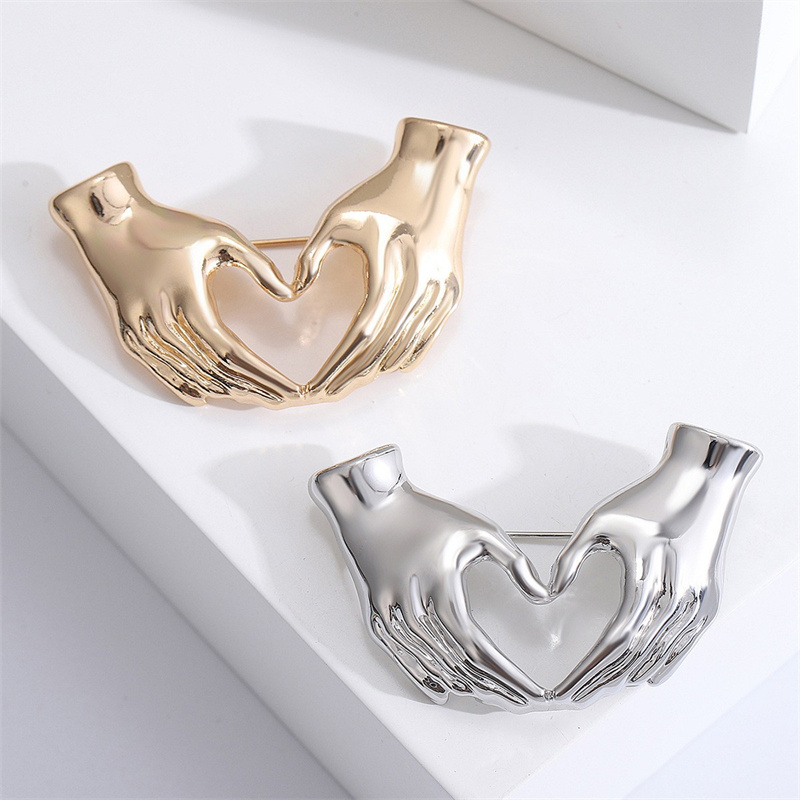 XIALUOKE Hand Pose Heart Brooc - đánh giá và giá Women Fashion Pose