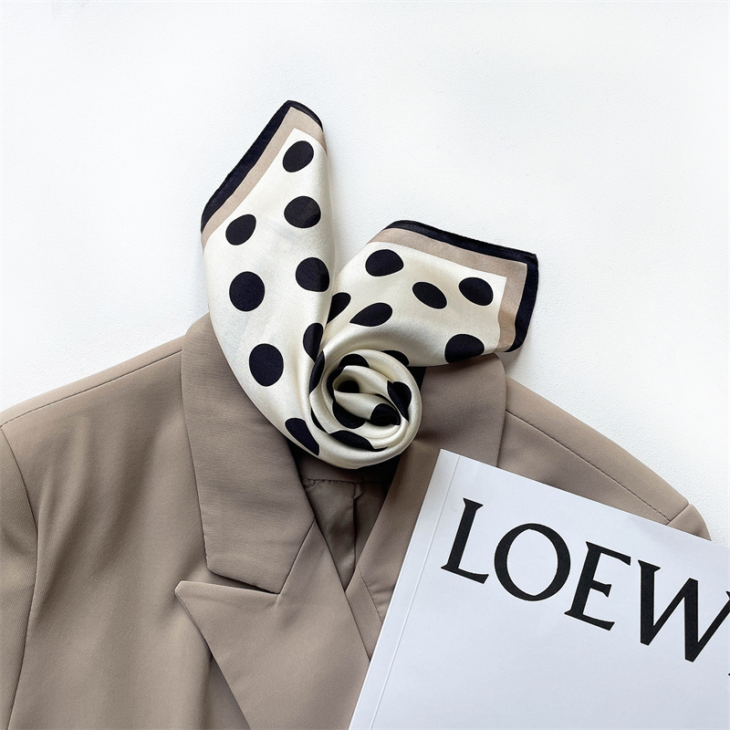 2024 New Pure Silk Scarf Small - đánh giá và giá Women Fashion Necktie