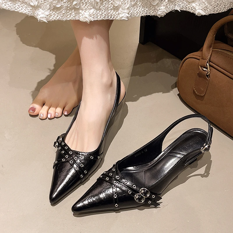 2025 New Women Pointed Toe San - đánh giá và giá Women Fashion Trend 2025