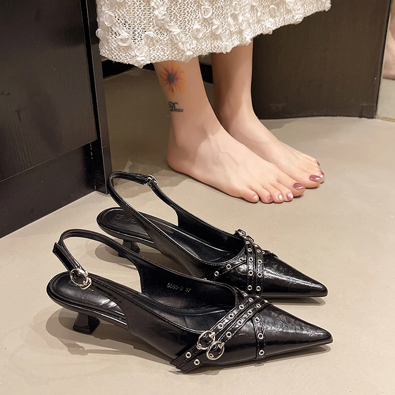 2025 New Women Pointed Toe San - đánh giá và giá Women Fashion Trend 2025