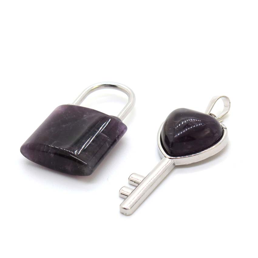 Natural Crystal Couple Lock Ne - đánh giá và giá Women Fashion Pose